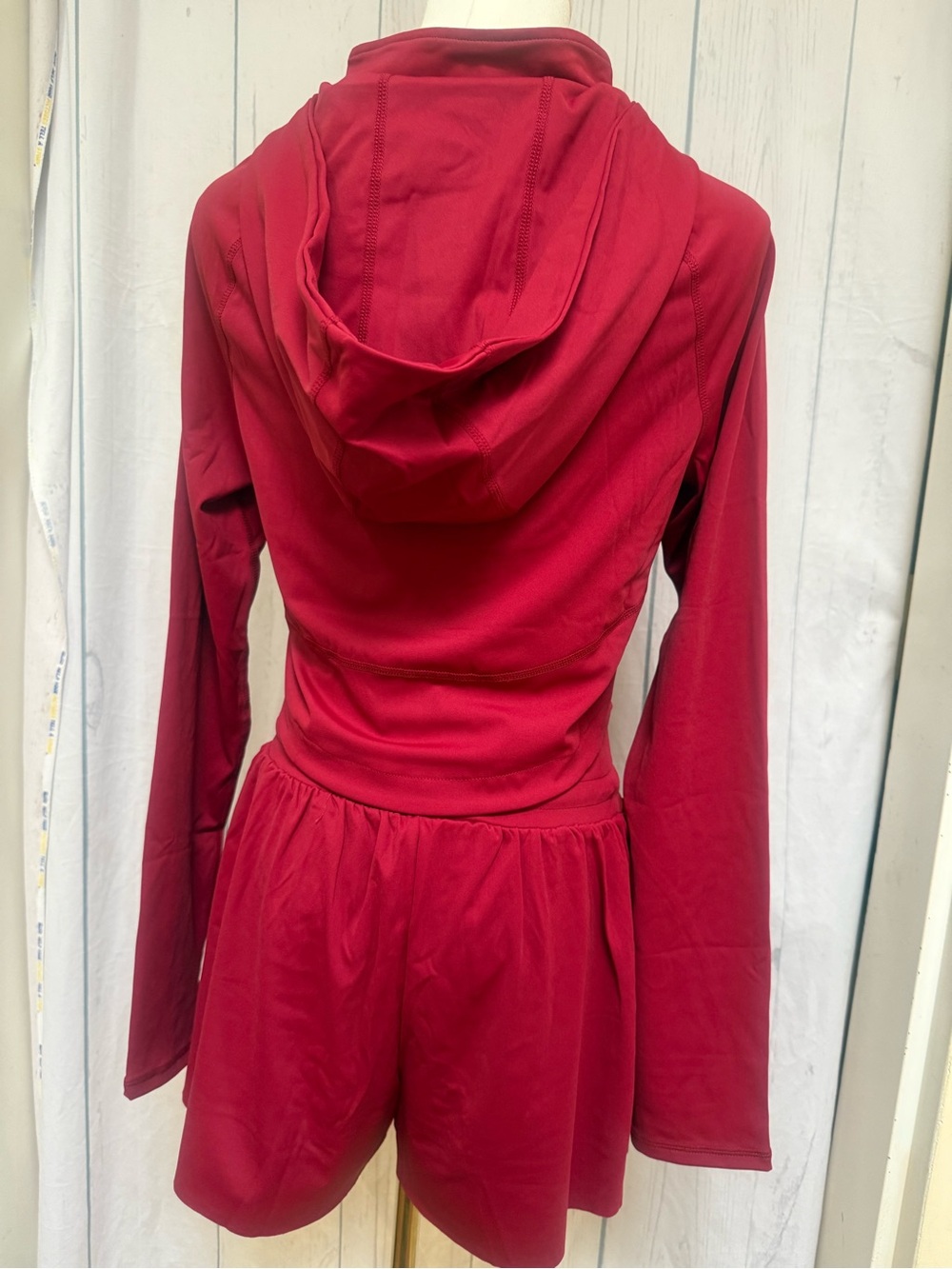 Women's High-Waist Athletic Shorts Set - Picture 3 of 4